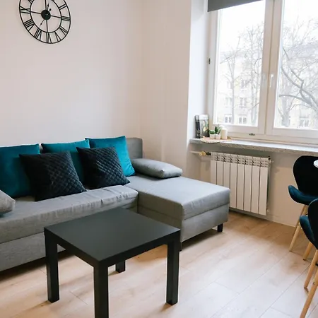 Apartment Ochota - Location, Park&tram Nearby - By Rentujemy